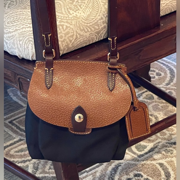 Dooney & Burke “Alto” Saddle Crossbody - Picture 15 of 16